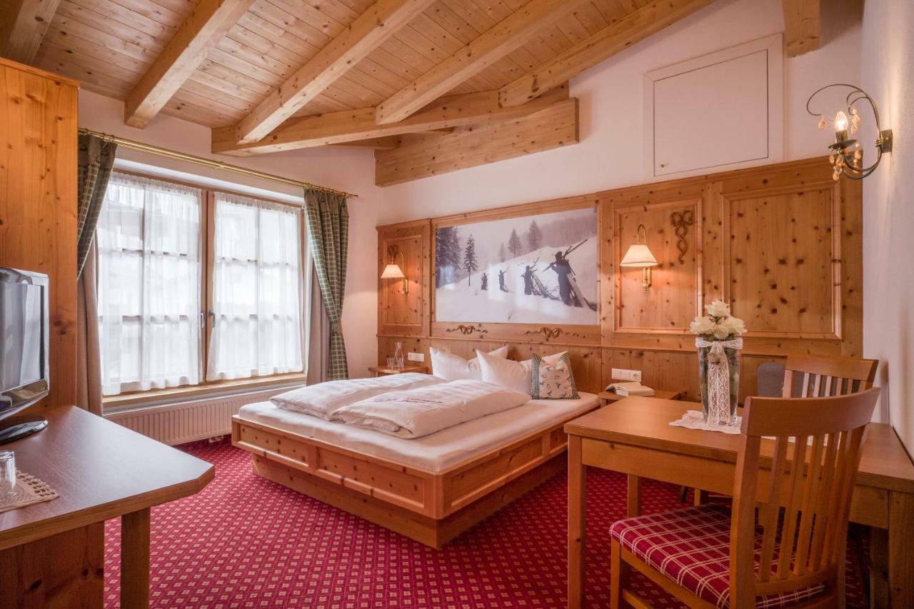 Hotel Viktoria & Landhaus Joggl Mayrhofen Exteriér fotografie